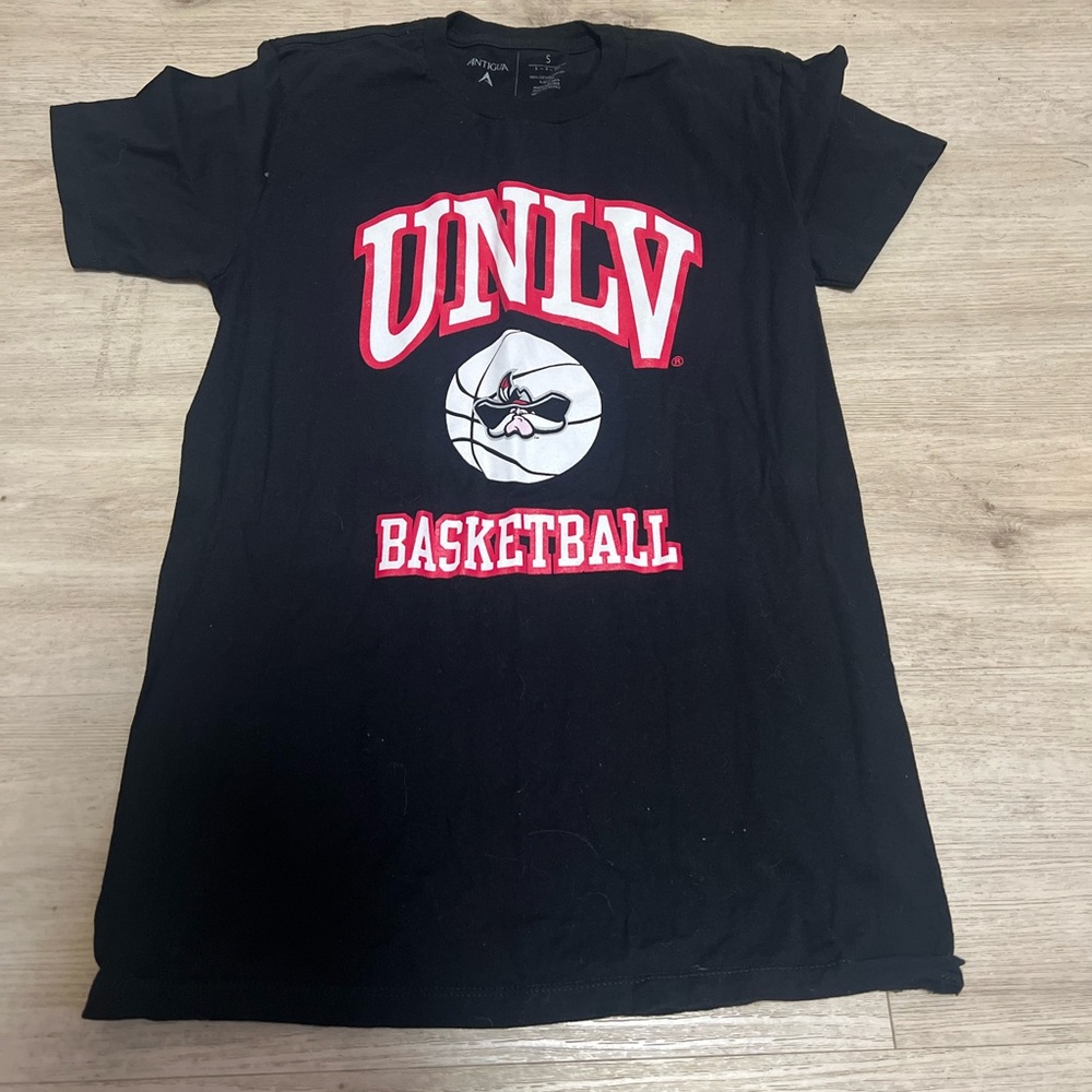 UNLV Basketball Rebels Shirt Size Small Black Hey Reb Las Vegas‎
